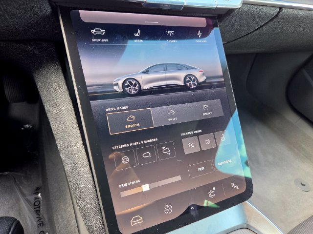 Used 2025 Lucid Air Touring AWD/4WD image 34