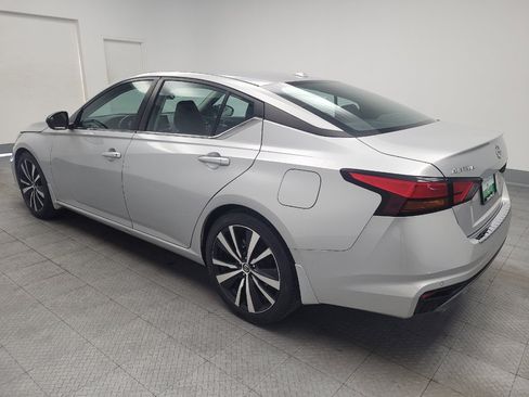 Used 2021 Nissan Altima 2.5 SR FWD image 3