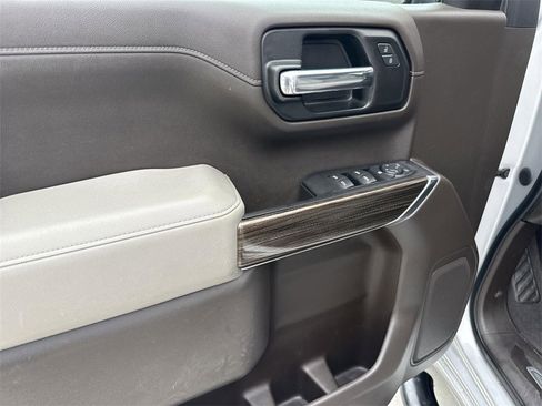 Used 2020 Chevrolet Silverado 1500 RST image 20