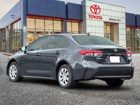 New 2026 Toyota Corolla LE FWD image 4