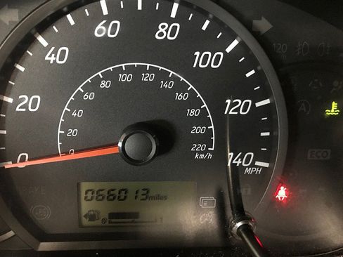 Used 2020 Mitsubishi Mirage ES FWD image 23