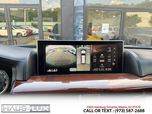 Used 2017 Lexus LX 570 4WD image 35