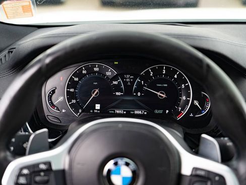 Used 2017 BMW 540i w/ M Sport Package image 15