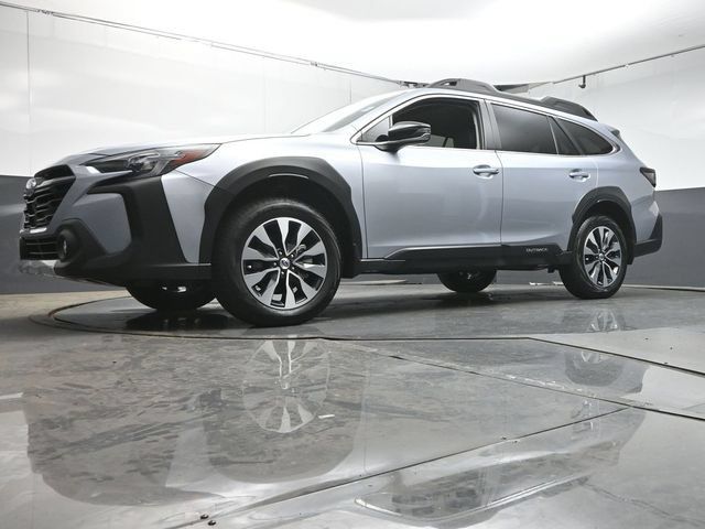 Used 2025 Subaru Outback Limited w/ Popular Package #2 AWD/4WD image 37