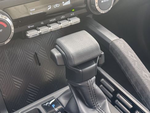 New 2026 Toyota Tacoma SR5 AWD/4WD image 25