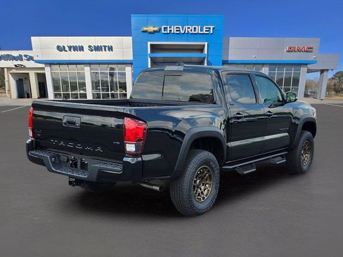 Used 2023 Toyota Tacoma 4x4 Double Cab w/ Trail Edition image 5
