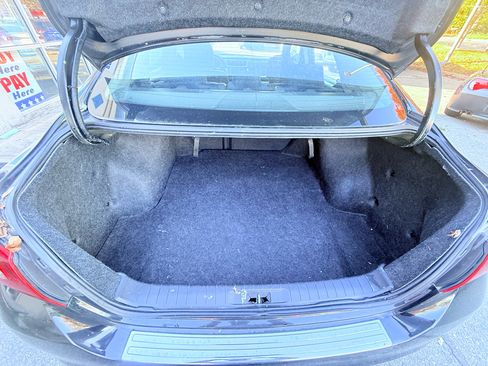 Used 2017 Nissan Altima 2.5 SR w/ Midnight Edition Package image 29