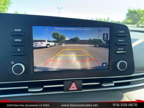 Used 2023 Hyundai Elantra SEL FWD image 21