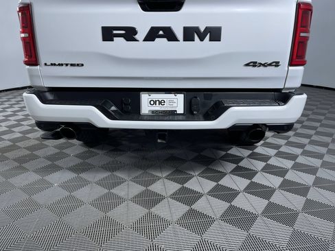 Used 2025 RAM 1500 Limited AWD/4WD image 25