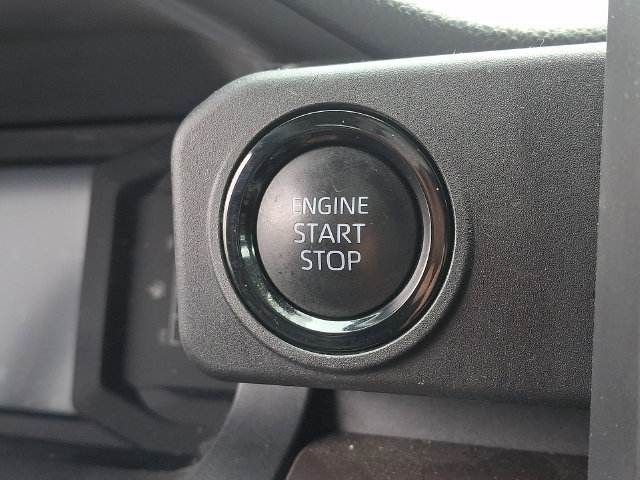 Used 2024 Toyota Tacoma SR5 AWD/4WD image 25