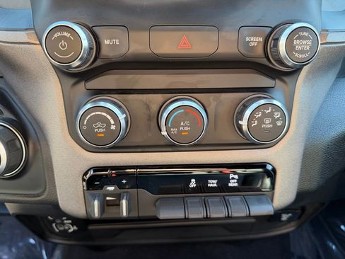 Used 2021 RAM 2500 Tradesman image 26