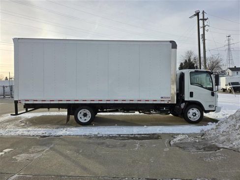 New 2025 Chevrolet Low Cab Forward 5500XG image 3