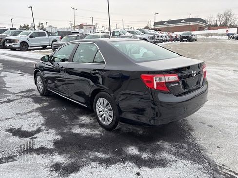 Used 2012 Toyota Camry SE image 5