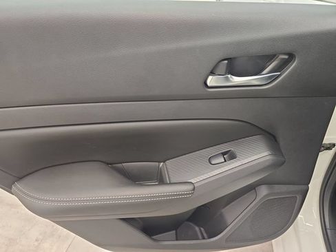 Used 2019 Nissan Altima 2.5 S FWD image 17