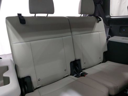 Certified 2025 Hyundai Santa Fe Limited AWD/4WD image 12