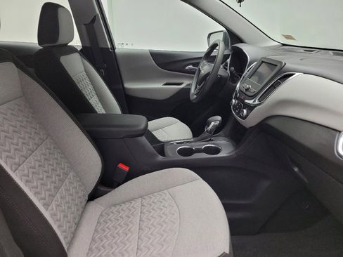 Used 2024 Chevrolet Equinox LS image 21