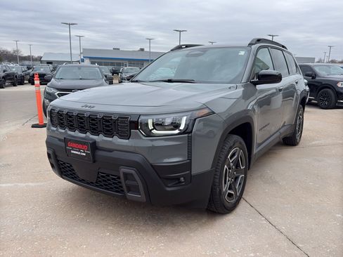 New 2026 Jeep Cherokee Laredo image 2