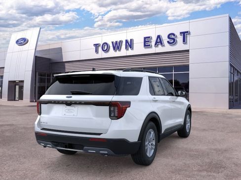 New 2026 Ford Explorer Active w/ Active Comfort Package RWD image 32