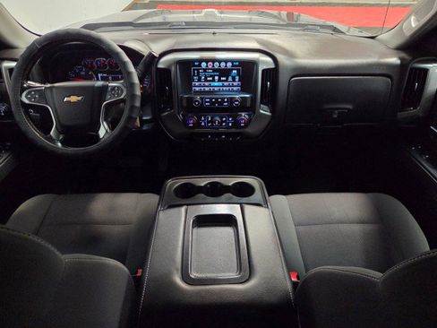 Used 2018 Chevrolet Silverado 1500 LT w/ LT Eassist Package image 7