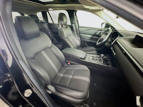 Used 2025 MAZDA CX-50 AWD 2.5 S w/ Premium Package image 31