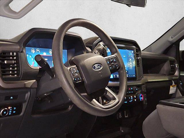 Used 2025 Ford F150 XL w/ Equipment Group 103A High AWD/4WD image 9