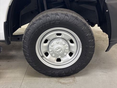 Used 2022 RAM 2500 Tradesman w/ Safety Group image 36