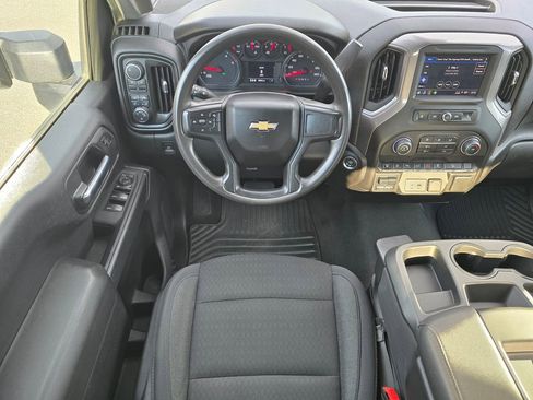 Certified 2024 Chevrolet Silverado 2500 Custom w/ Custom Value Package image 30