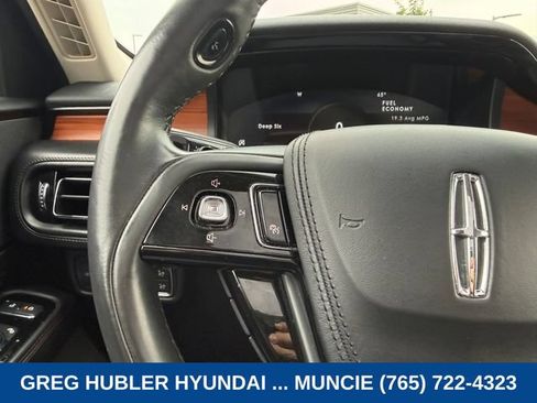 Used 2020 Lincoln Aviator Reserve w/ Equipment Group 201A AWD/4WD image 16