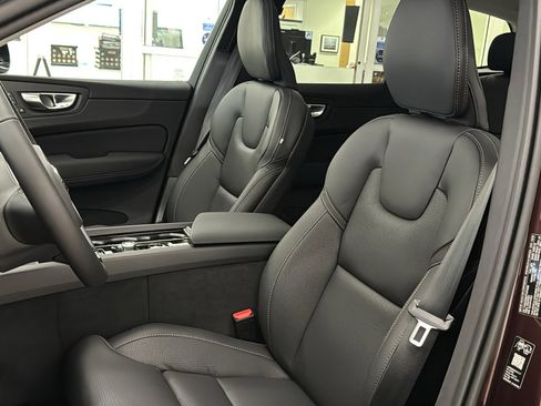 New 2026 Volvo XC60 B5 Ultra w/ Protection Package Premier AWD/4WD image 23