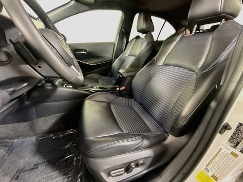 Used 2022 Toyota Corolla XSE FWD image 22
