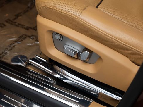 Used 2013 Rolls-Royce Ghost RWD image 12