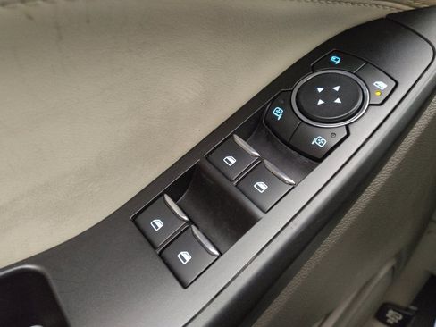 Used 2020 Ford Explorer Platinum AWD/4WD image 27