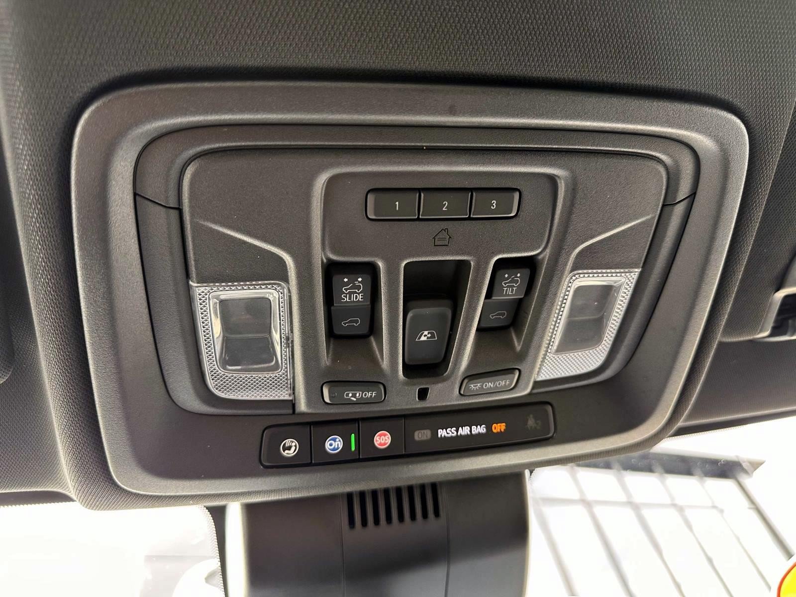 Used 2023 GMC Sierra 1500 AT4 w/ AT4 Premium Package AWD/4WD image 28