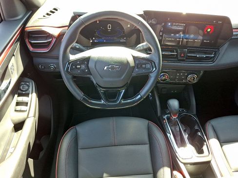 Used 2024 Chevrolet TrailBlazer RS w/ Driver Confidence Package FWD image 13