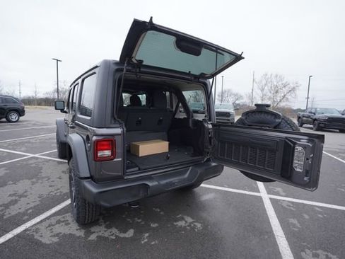 New 2026 Jeep Wrangler Unlimited Sport AWD/4WD image 15