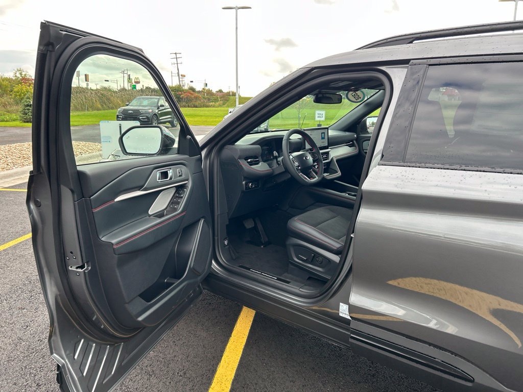 New 2027 Ford Explorer ST w/ Sun And Sound Package AWD/4WD image 9