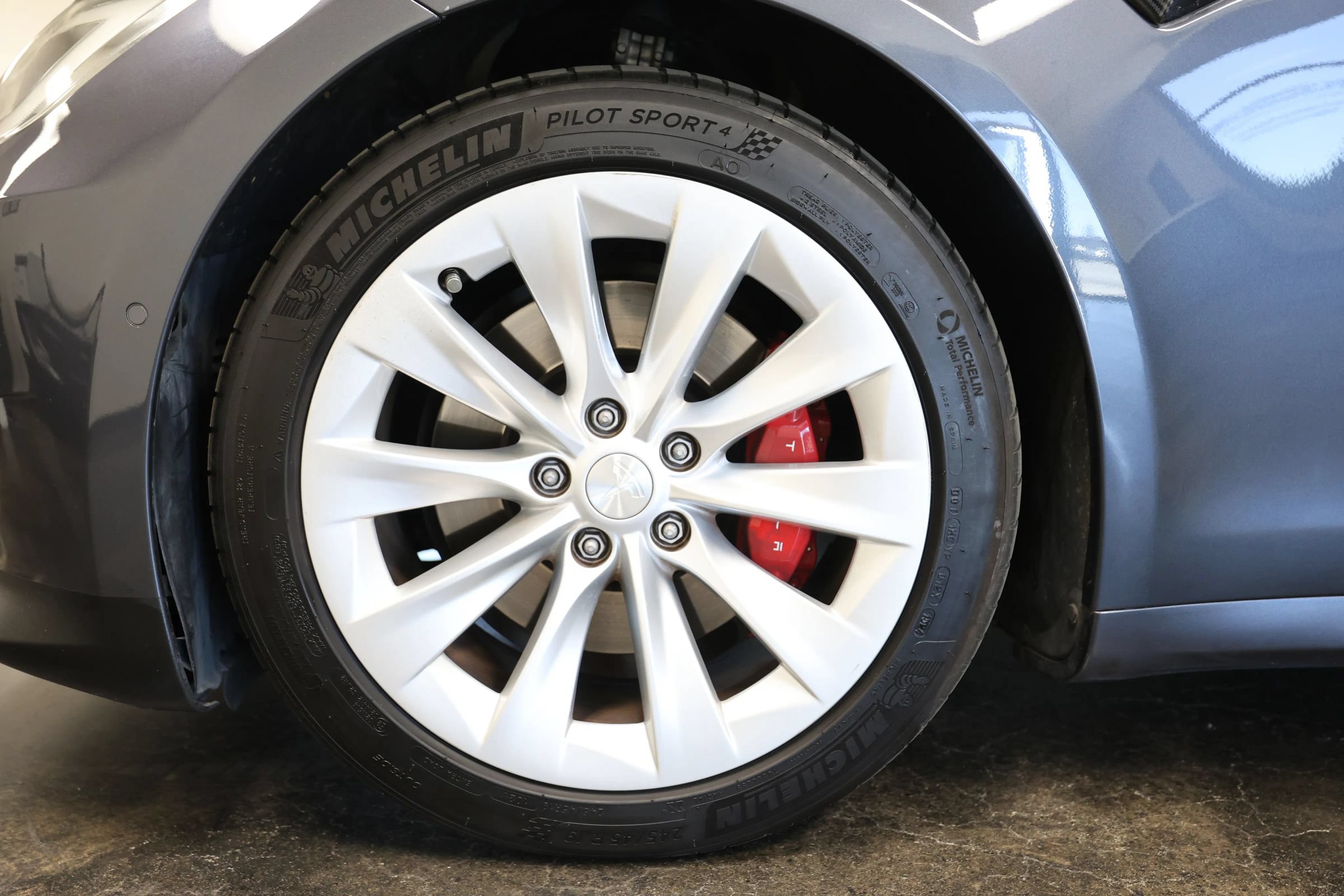 Used 2019 Tesla Model S Performance AWD/4WD image 20