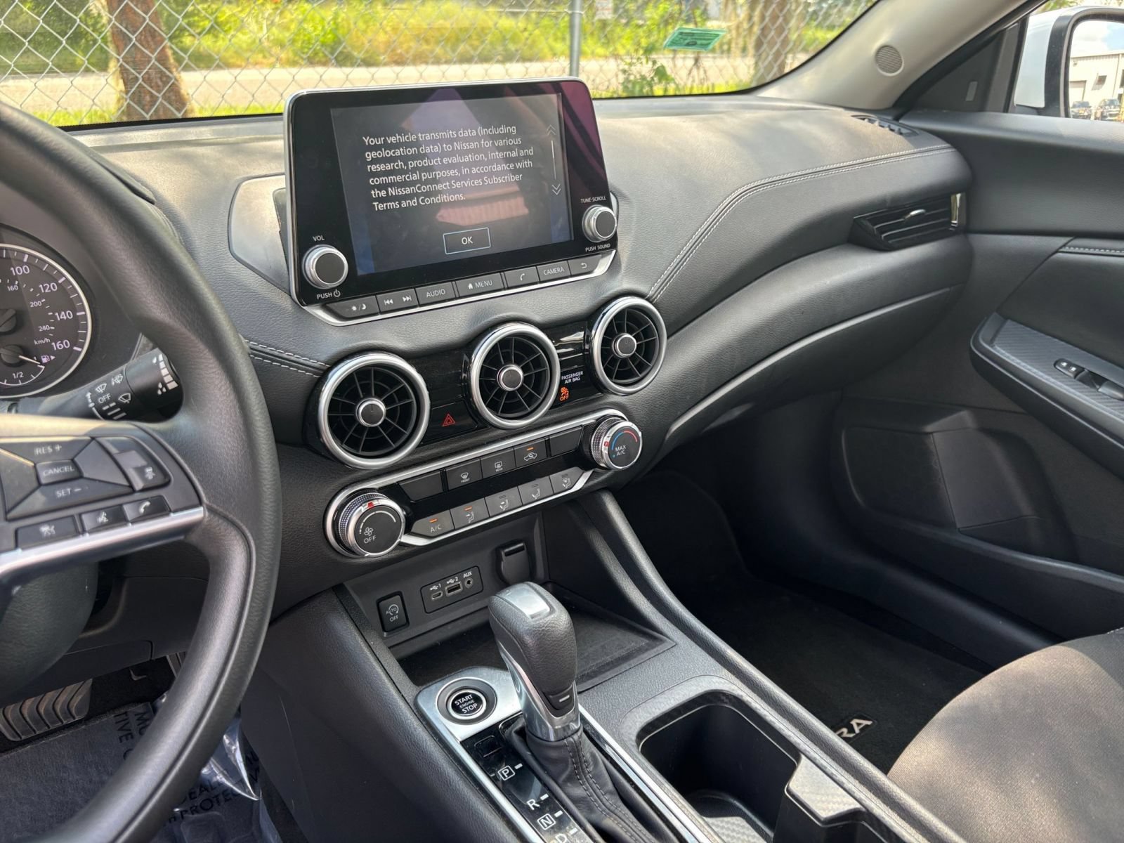 Used 2025 Nissan Sentra SV FWD image 16
