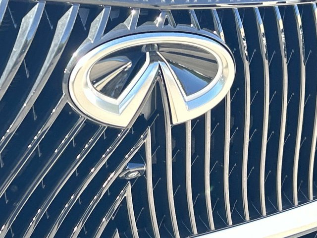Certified 2026 INFINITI QX80 Pure AWD/4WD image 11
