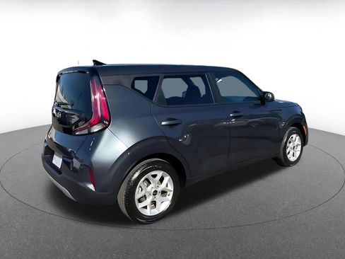 Used 2025 Kia Soul LX w/ LX Technology Package image 15
