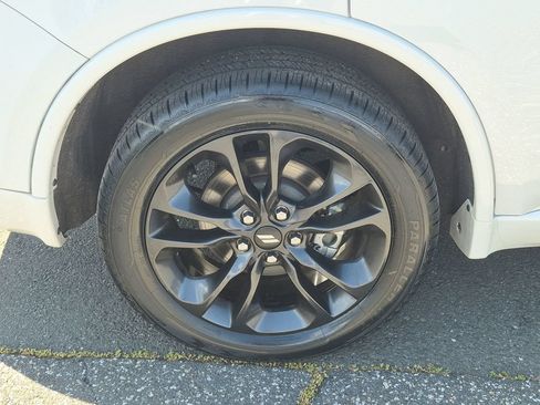 Used 2025 Dodge Durango GT AWD/4WD image 29