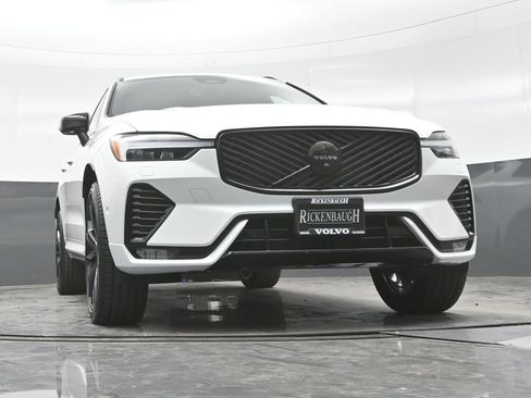 New 2026 Volvo XC60 B5 Ultra w/ Climate Package AWD/4WD image 25