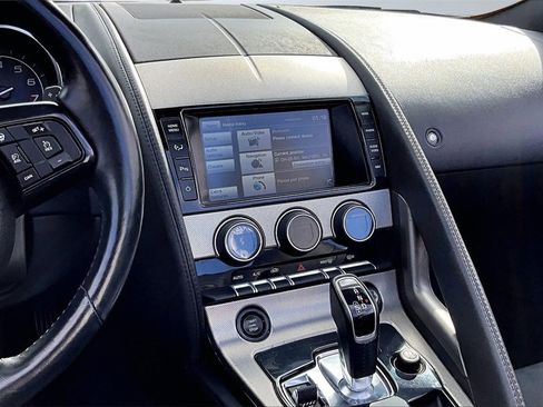 Used 2015 Jaguar F-TYPE Convertible image 6