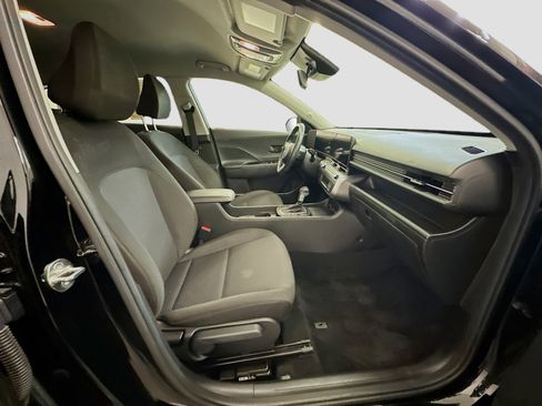 Used 2025 Hyundai Kona SEL image 31