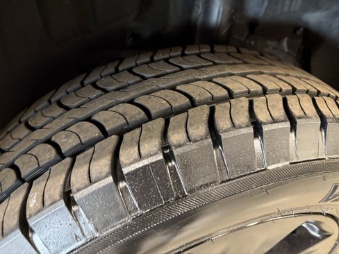 Certified 2025 Toyota RAV4 XLE image 34