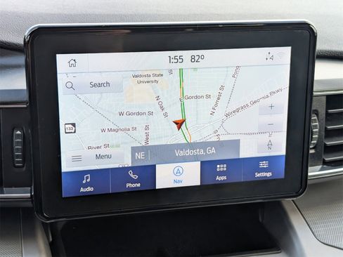 Used 2021 Ford Explorer XLT w/ Equipment Group 202A image 19