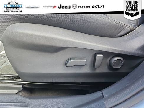 Used 2023 Subaru Outback Premium AWD/4WD image 16