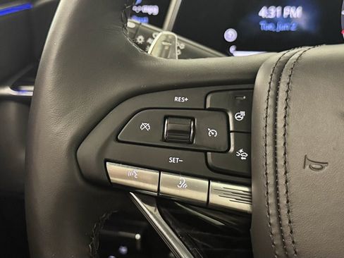 Used 2023 Cadillac Escalade V AWD/4WD image 24