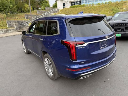 Used 2025 Cadillac XT6 Premium Luxury AWD/4WD image 3