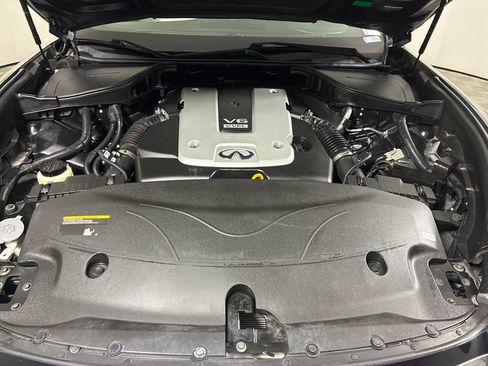 Used 2015 INFINITI Q70 3.7 w/ Sport Package AWD/4WD image 34